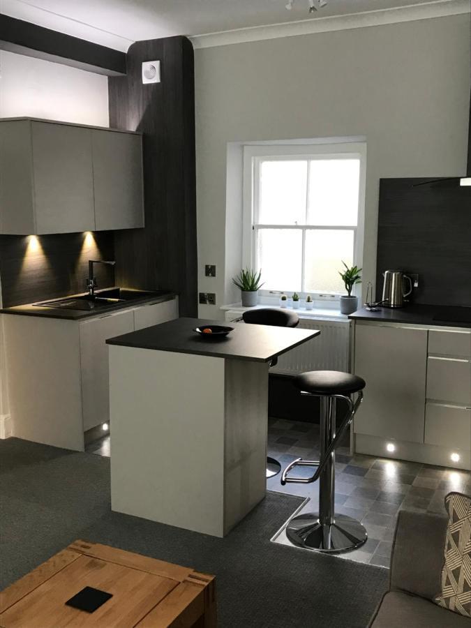 The Luxury Apartment *